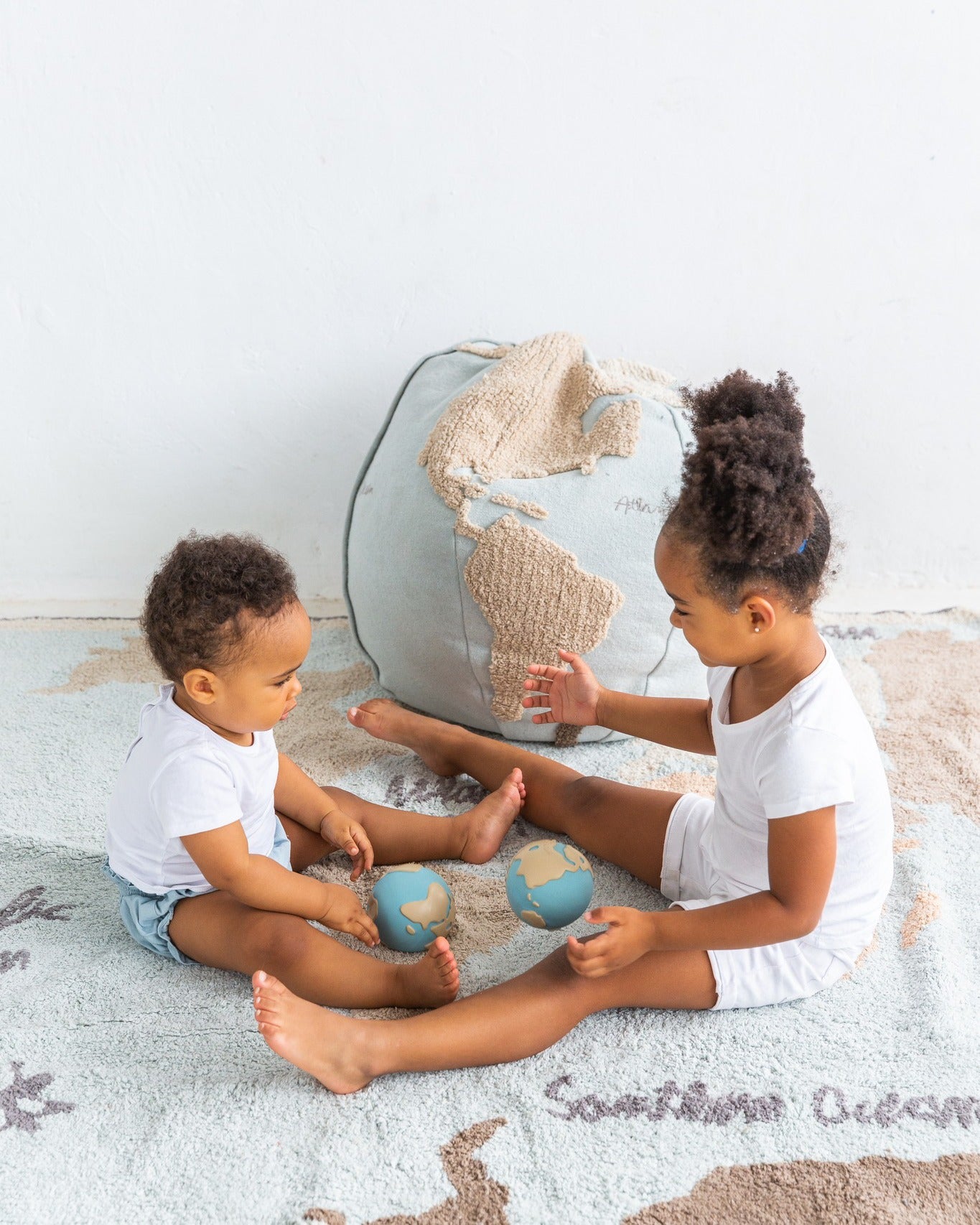 Earthy the World Ball