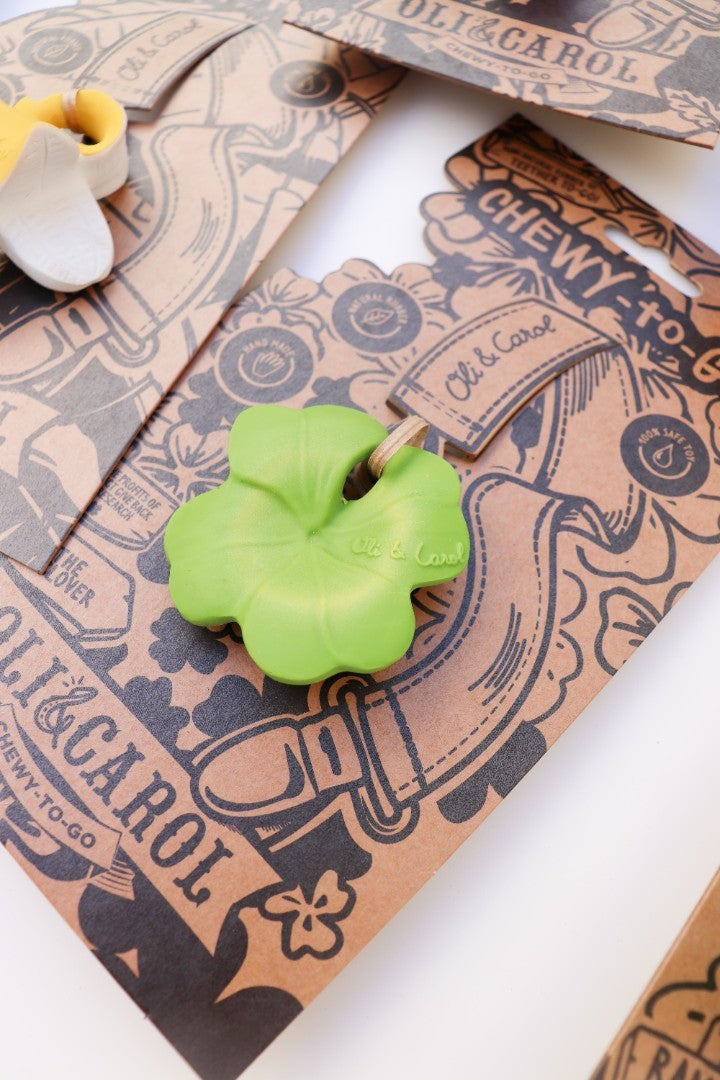 Eli the Clover from Oli&Carol